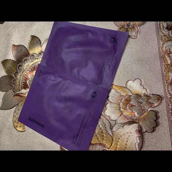 Mask - Picture 2 of 3